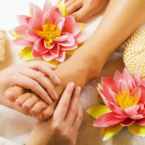 9 ESSENTIALS NAIL SPA - pedicure